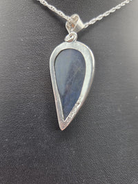 Flashy Labradorite